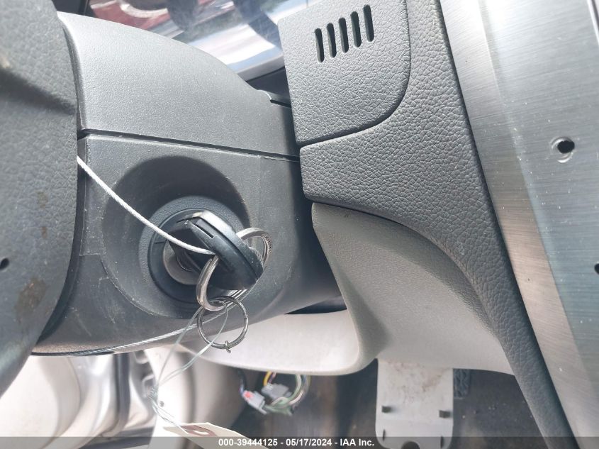 2012 Ford Fusion S VIN: 3FAHP0GA3CR260917 Lot: 39444125