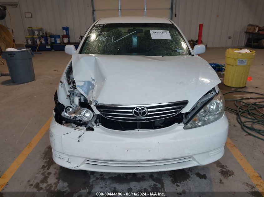 2005 Toyota Camry Le VIN: 4T1BE30K45U010426 Lot: 39444190