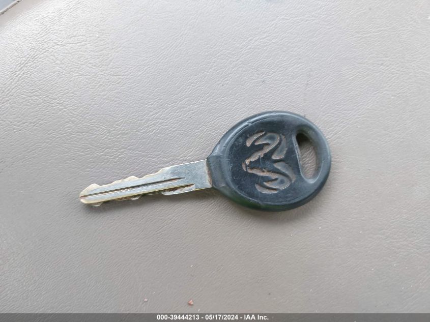 2003 Dodge Ram 1500 Slt/Laramie/St VIN: 1D7HA18NX3S145261 Lot: 39444213