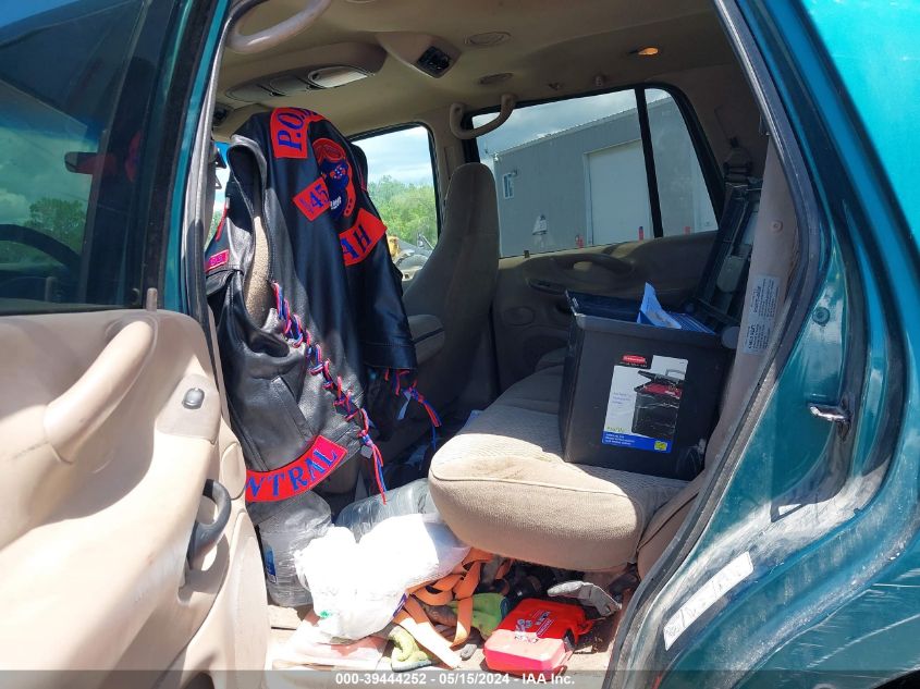 1997 Ford Expedition Eddie Bauer/Xlt VIN: 1FMEU18W4VLB65981 Lot: 39444252