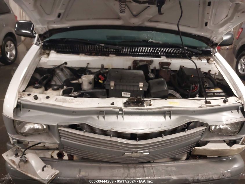 2005 Chevrolet Astro VIN: 1GCDM19X45B107771 Lot: 39444289