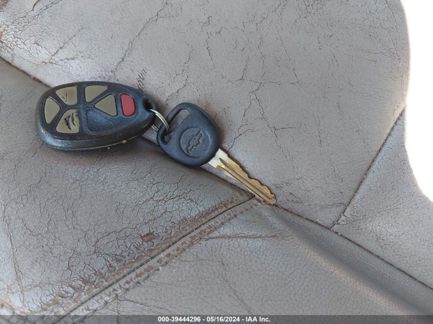 2008 Chevrolet Suburban 1500 Lt VIN: 3GNFC16058G230100 Lot: 39444296