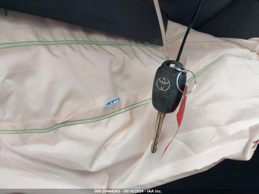 2014 Toyota Camry Se VIN: 4T1BF1FK3EU751952 Lot: 39444343