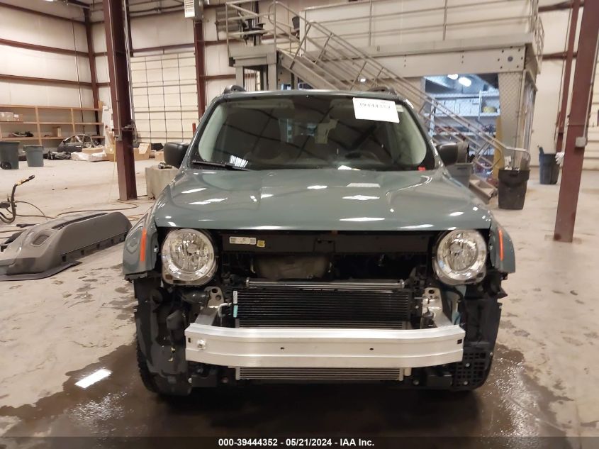 2017 Jeep Renegade Sport 4X4 VIN: ZACCJBAB1HPE76172 Lot: 39444352