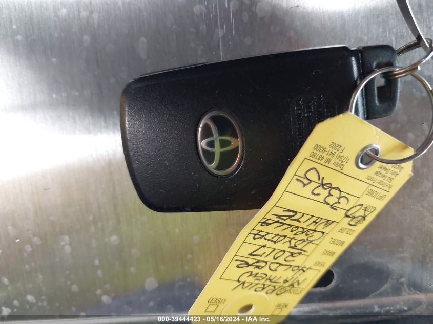 2017 Toyota Corolla Xle VIN: 5YFBURHEXHP666656 Lot: 39444423