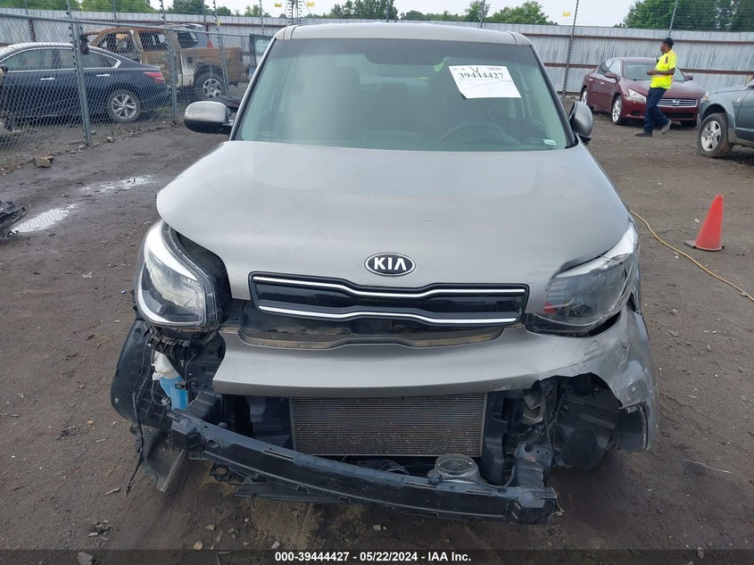 2018 KIA SOUL + - KNDJP3A55J7625692