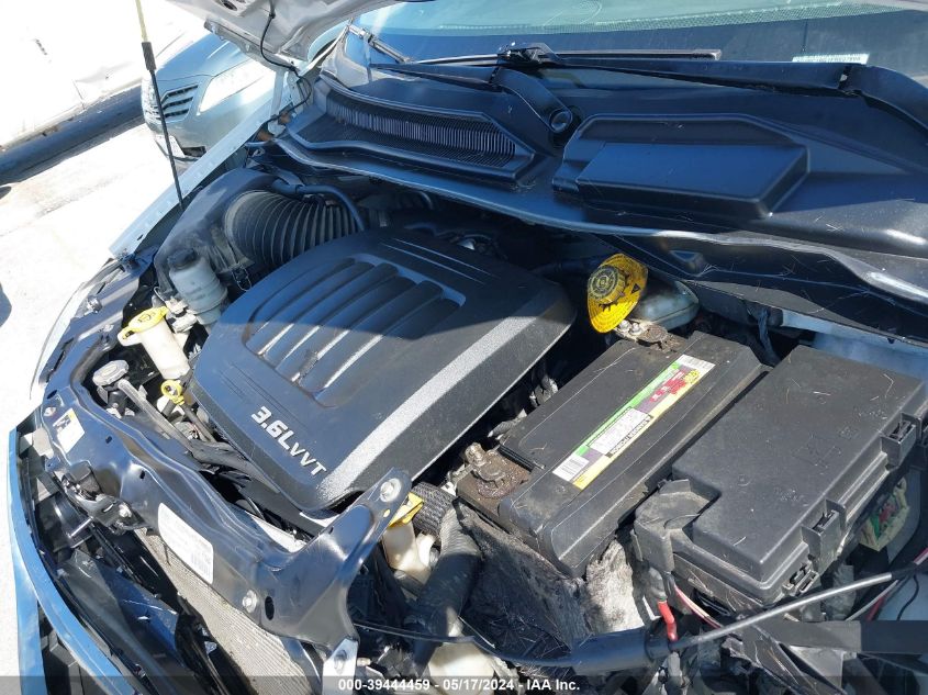 2015 Chrysler Town & Country Touring VIN: 2C4RC1BG1FR697899 Lot: 39444459