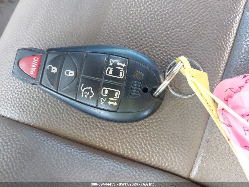 2015 Chrysler Town & Country Touring VIN: 2C4RC1BG1FR697899 Lot: 39444459