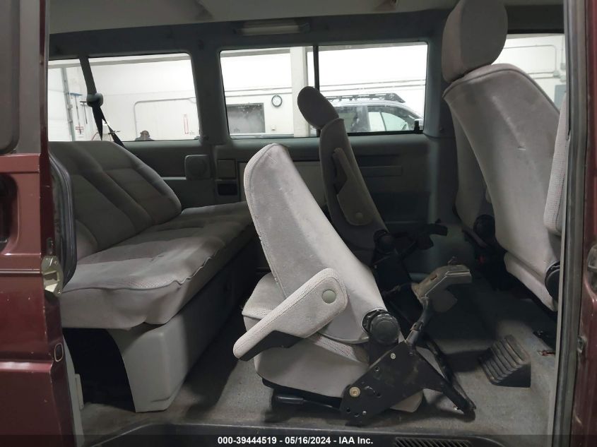 1993 Volkswagen Eurovan Mv VIN: WV2MC0704PH049682 Lot: 39444519