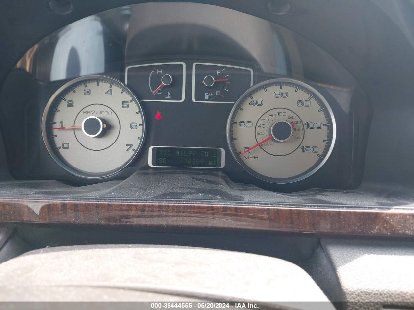 2008 Ford Taurus Limited VIN: 1FAHP25WX8G104060 Lot: 39444555