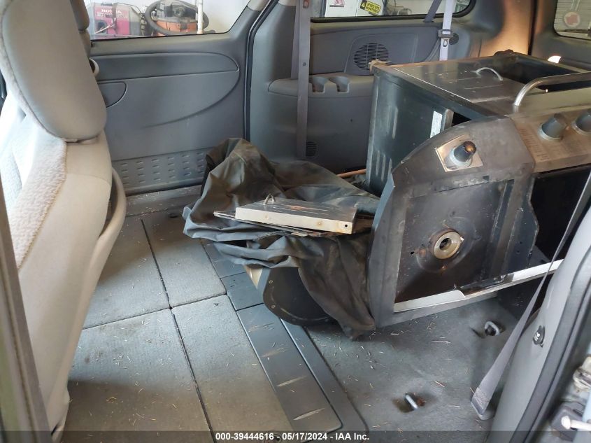 2005 Chrysler Town & Country Touring VIN: 2C4GP54L45R581950 Lot: 39444616