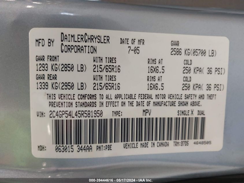2005 Chrysler Town & Country Touring VIN: 2C4GP54L45R581950 Lot: 39444616