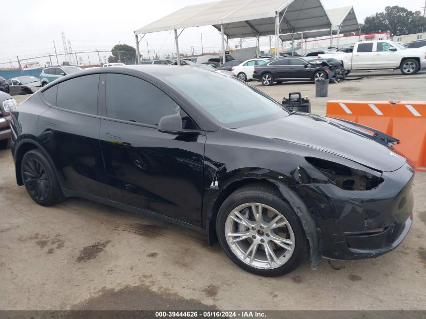 2021 Tesla Model Y Long Range Dual Motor All-Wheel Drive VIN: 5YJYGDEE7MF284387 Lot: 39444626