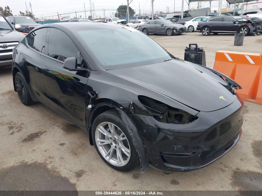 2021 TESLA MODEL Y LONG RANGE DUAL MOTOR ALL-WHEEL DRIVE - 5YJYGDEE7MF284387