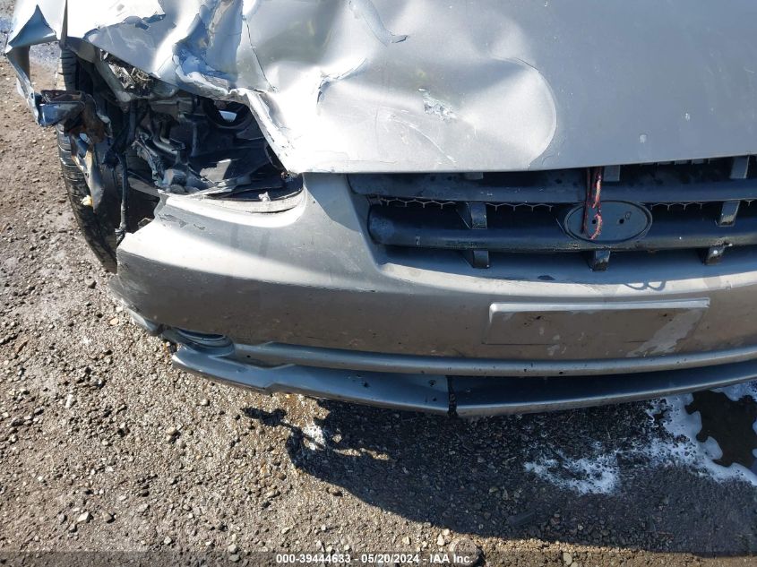 2004 Hyundai Accent Gl/Gt VIN: KMHCG35C54U301984 Lot: 39444633