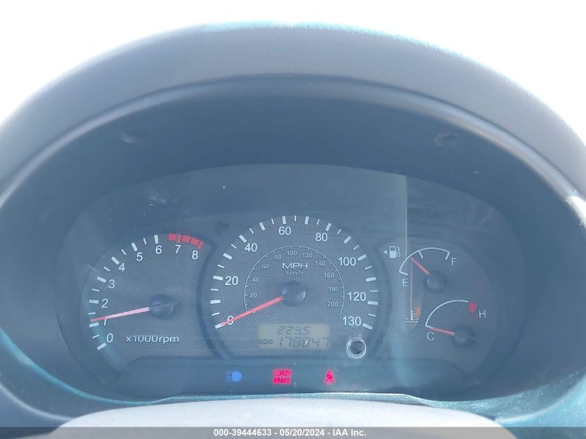 2004 Hyundai Accent Gl/Gt VIN: KMHCG35C54U301984 Lot: 39444633