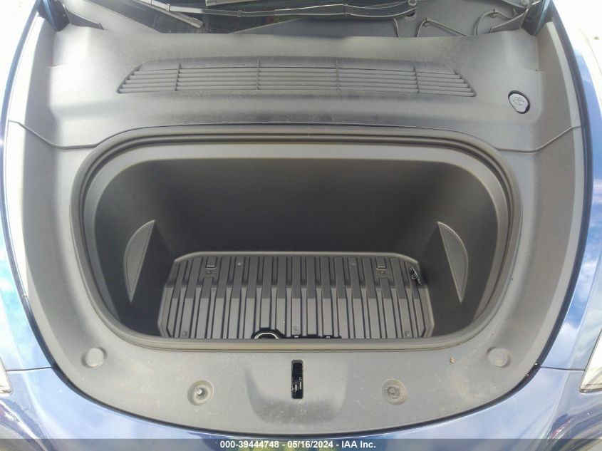 2023 Tesla Model Y VIN: 7SAYGDEE9PF791010 Lot: 39444748