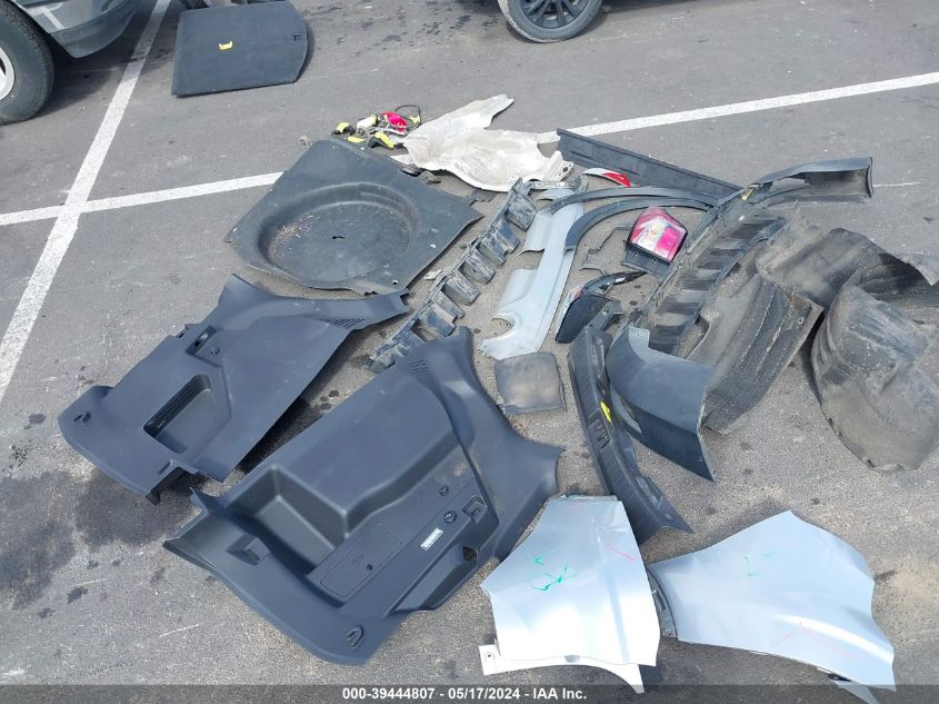 2017 Ford Escape Se VIN: 1FMCU9G92HUE98079 Lot: 39444807