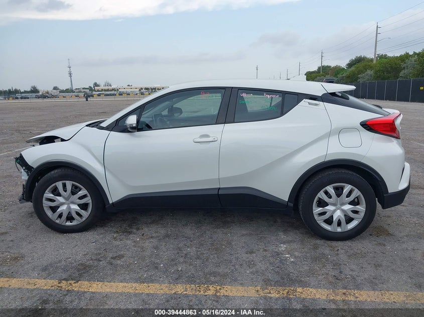 VIN NMTKHMBX5MR130540 2021 TOYOTA C-HR LE