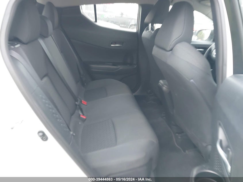 VIN NMTKHMBX5MR130540 2021 TOYOTA C-HR LE