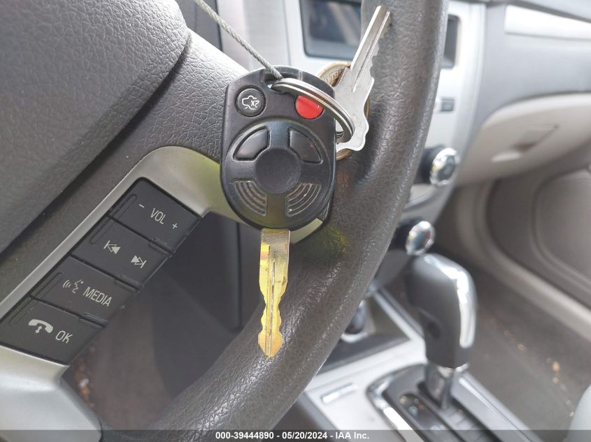 2011 Ford Fusion Se VIN: 3FAHP0HA1BR184272 Lot: 39444890