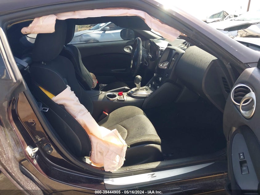 2015 Nissan 370Z Sport Tech VIN: JN1AZ4EH7FM443914 Lot: 39444905