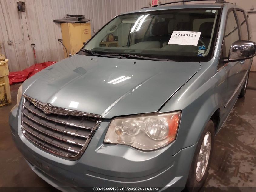 2010 Chrysler Town & Country Touring VIN: 2A4RR5D14AR376781 Lot: 39445126