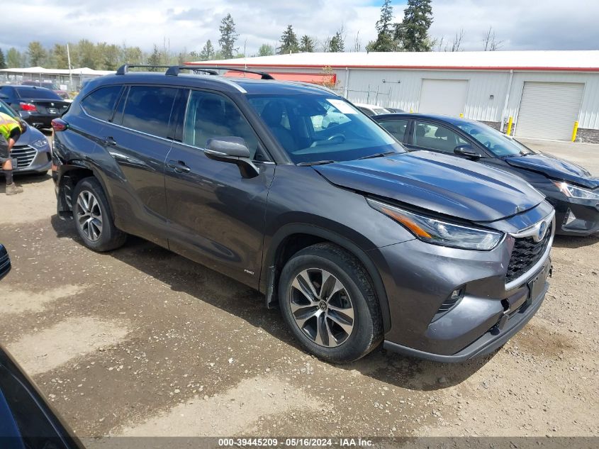 2022 TOYOTA HIGHLANDER HYBRID XLE - 5TDGBRCH9NS078781