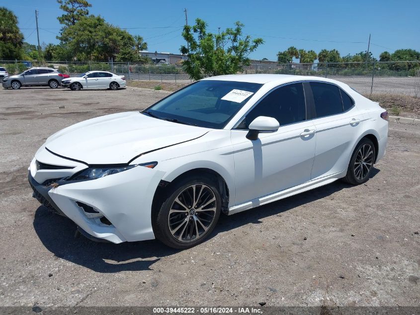 2018 Toyota Camry Se VIN: 4T1B11HK0JU091391 Lot: 39445222