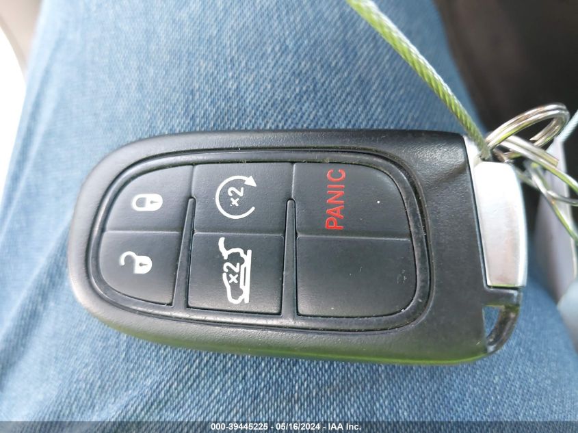 2017 Jeep Cherokee Limited 4X4 VIN: 1C4PJMDS9HD214150 Lot: 39445225