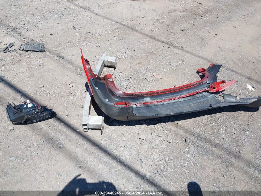 2018 Jeep Compass Sport 4X4 VIN: 3C4NJDAB3JT127100 Lot: 39445245