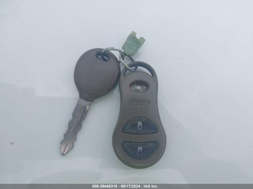 2002 Jeep Grand Cherokee Laredo VIN: 1J4GW48S72C256707 Lot: 39445310