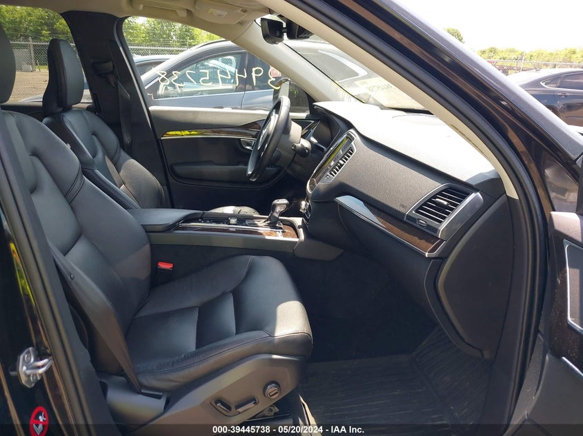 2019 VOLVO XC90 T6 MOMENTUM - YV4A22PK4K1429721
