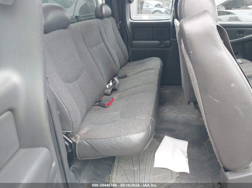 2003 Chevrolet Silverado 1500 VIN: 1GCEC19V43E314677 Lot: 39445766