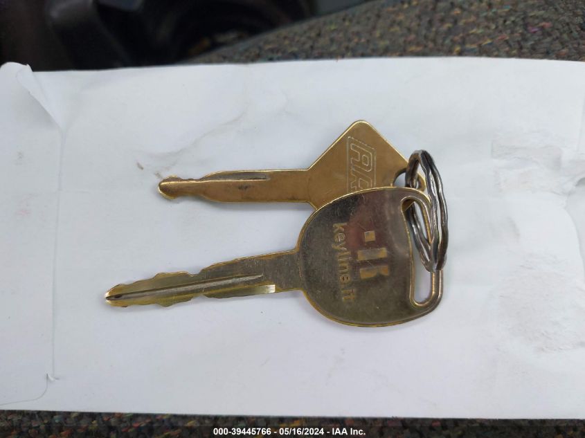 2003 Chevrolet Silverado 1500 VIN: 1GCEC19V43E314677 Lot: 39445766