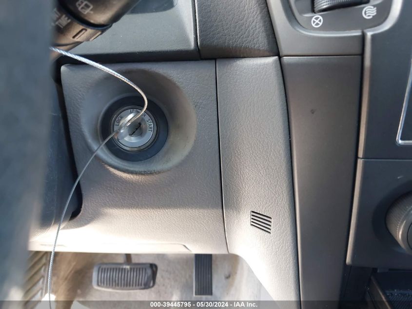 2007 Kia Sorento Lx VIN: KNDJC736675692993 Lot: 39445795