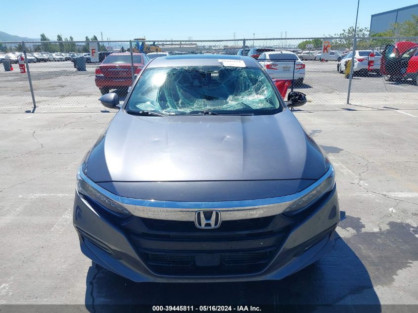 2018 Honda Accord Touring 2.0T VIN: 1HGCV2F94JA040627 Lot: 39445811