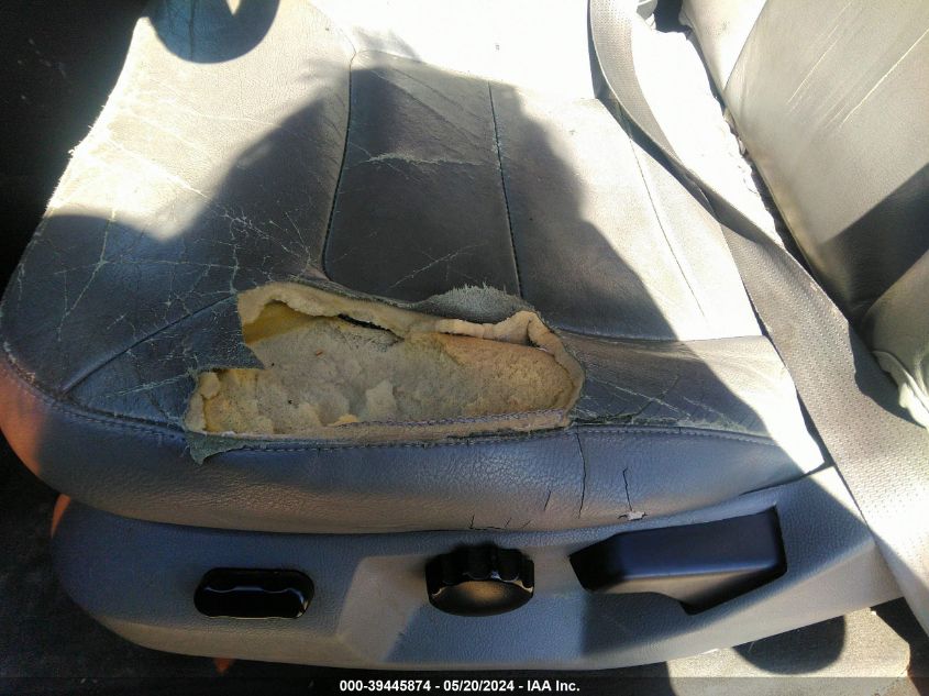 2003 Ford Expedition Xlt VIN: 1FMPU16L23LB47414 Lot: 39445874