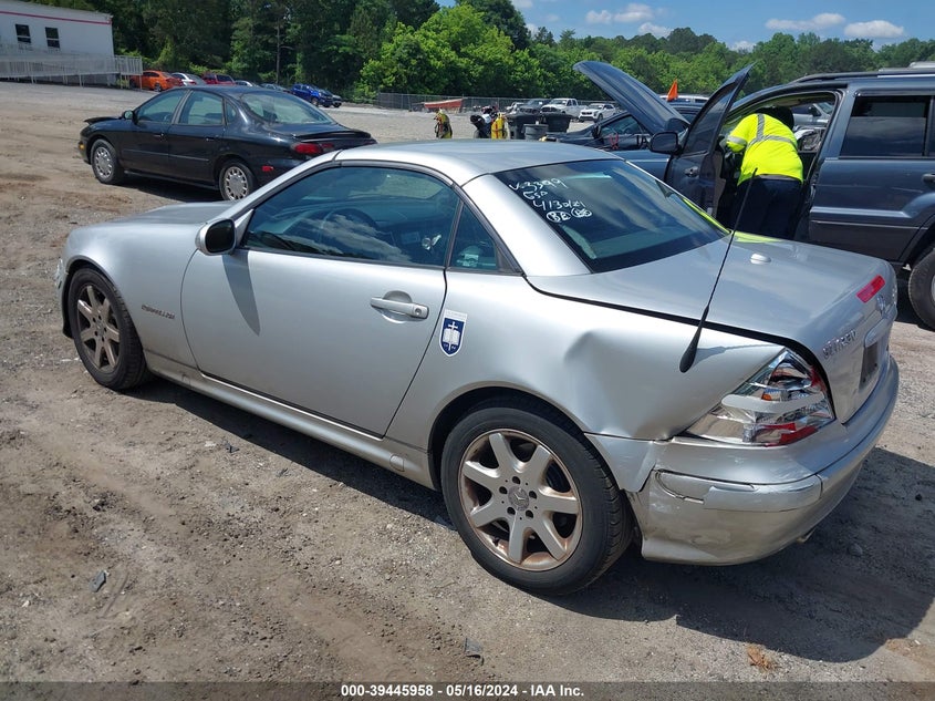 2002 Mercedes-Benz Slk 230 Kompressor VIN: WDBKK49F42F253399 Lot: 39445958