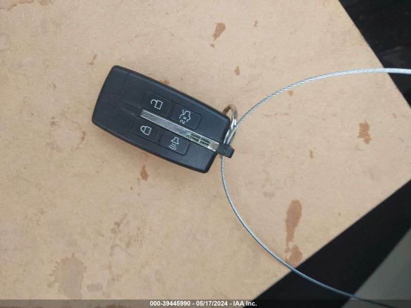 2011 Lincoln Mks VIN: 1LNHL9DR4BG606835 Lot: 39445990