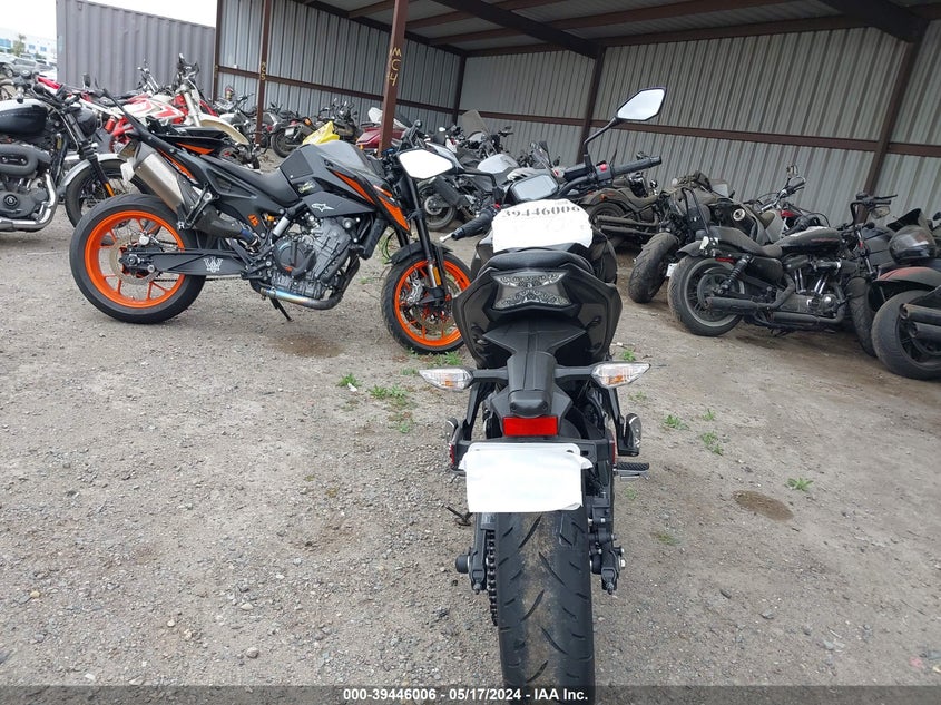 2021 KAWASAKI ER650 649 CC(VIN: ML5EREL12MDA25278