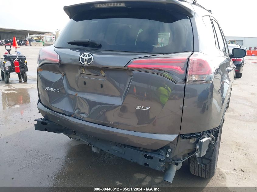 JTMWFREV7JJ729707 2018 Toyota Rav4 Xle