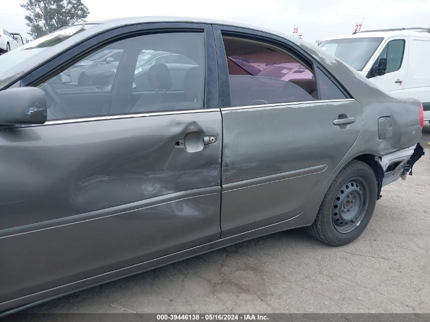 2004 Toyota Camry Le VIN: 4T1BE32K64U856990 Lot: 39446138