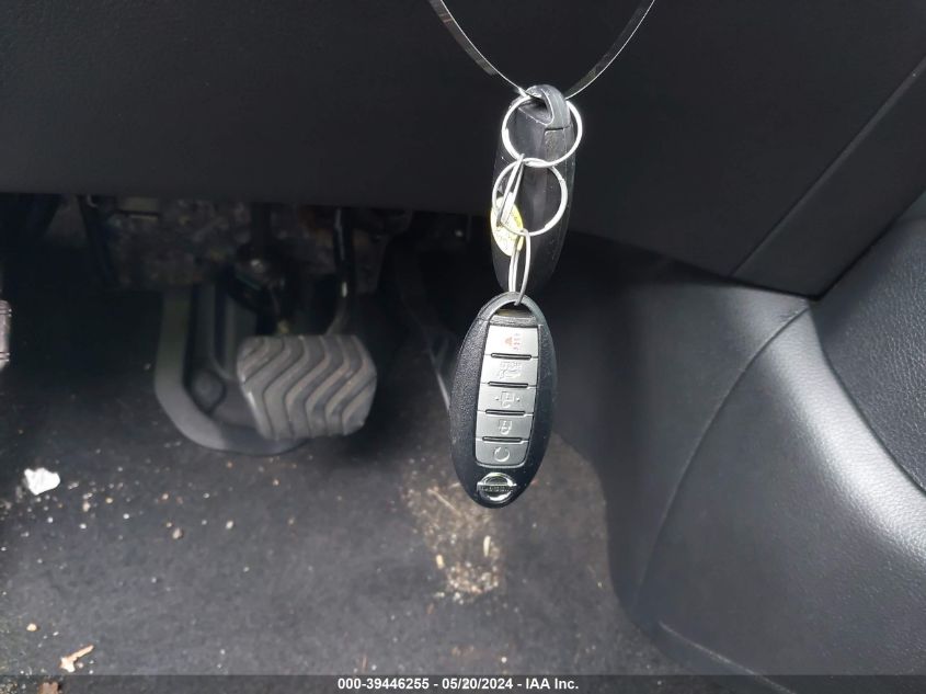 2018 Nissan Rogue Sv VIN: 5N1AT2MV4JC818775 Lot: 39446255