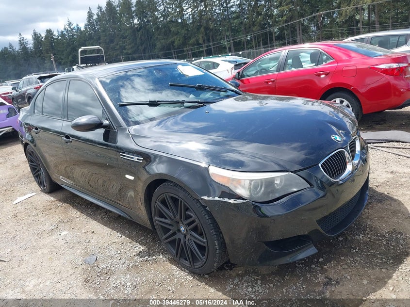 2007 BMW M5 VIN: WBSNB93557CX07026 Lot: 39446279