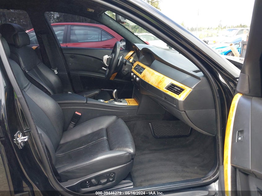 2007 BMW M5 VIN: WBSNB93557CX07026 Lot: 39446279