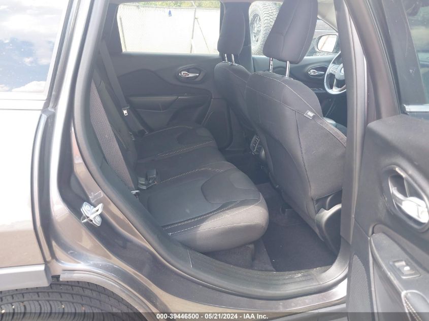 2016 Jeep Cherokee Latitude VIN: 1C4PJLCB6GW377143 Lot: 39446500