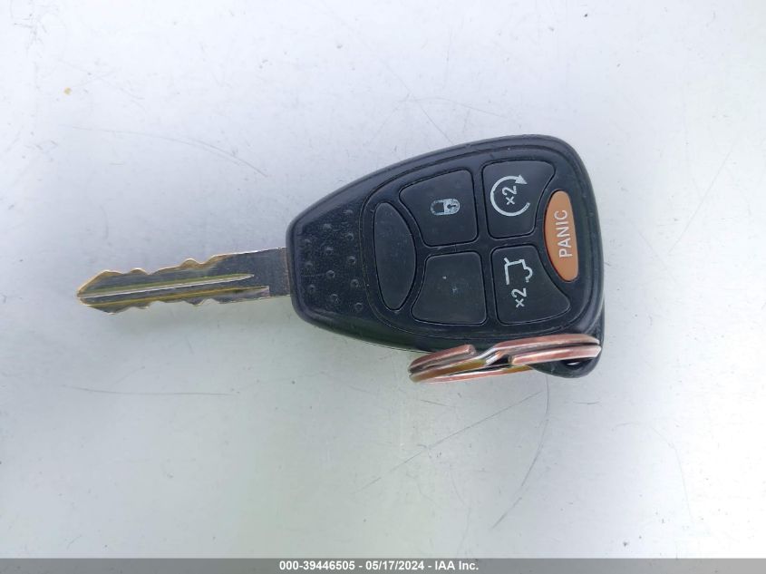 2007 Jeep Commander Overland VIN: 1J8HG682X7C576817 Lot: 39446505