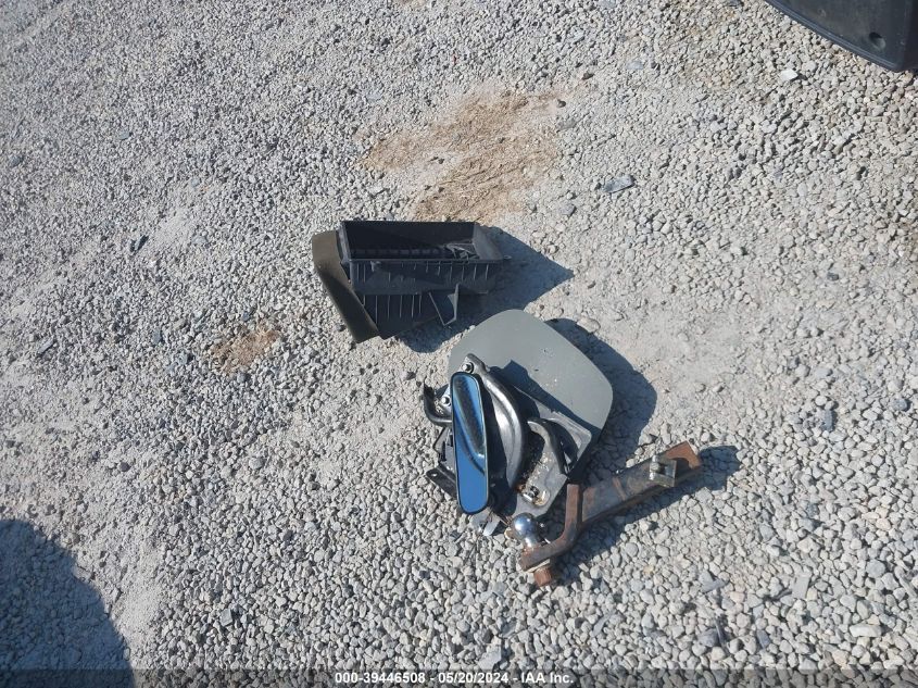 2011 Chevrolet Silverado 1500 Ls VIN: 1GCRCREA3BZ262792 Lot: 39446508