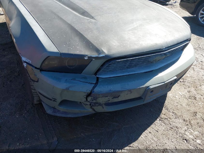 2011 Ford Mustang V6 Premium VIN: 1ZVBP8EM3B5120411 Lot: 39446520